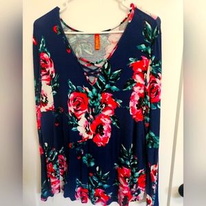 Feiersi Long Sleeved Shirt